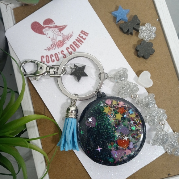 Fun liquid waterfall shaker resin keychain - Picture 14 of 16